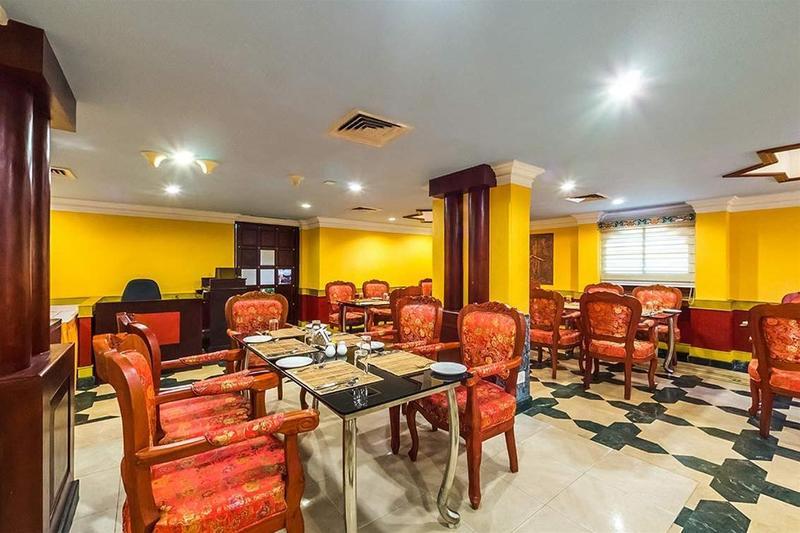 Westway Hotel Kozhikode Exteriör bild