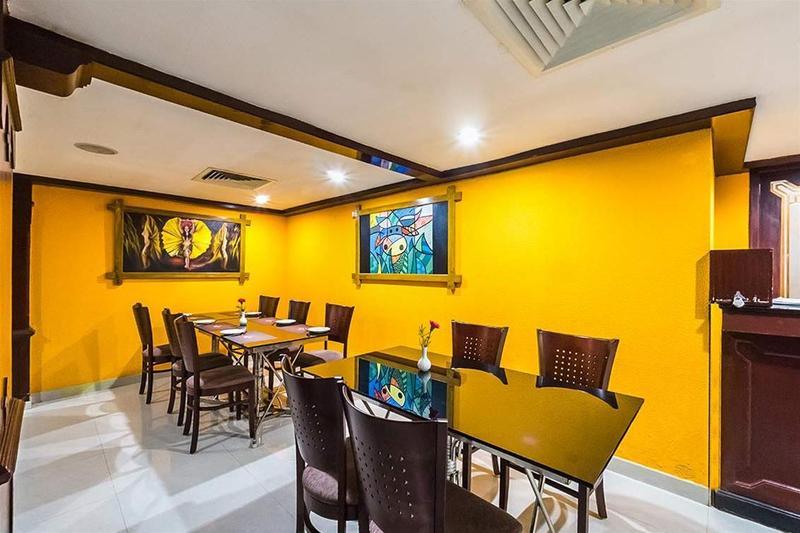 Westway Hotel Kozhikode Exteriör bild
