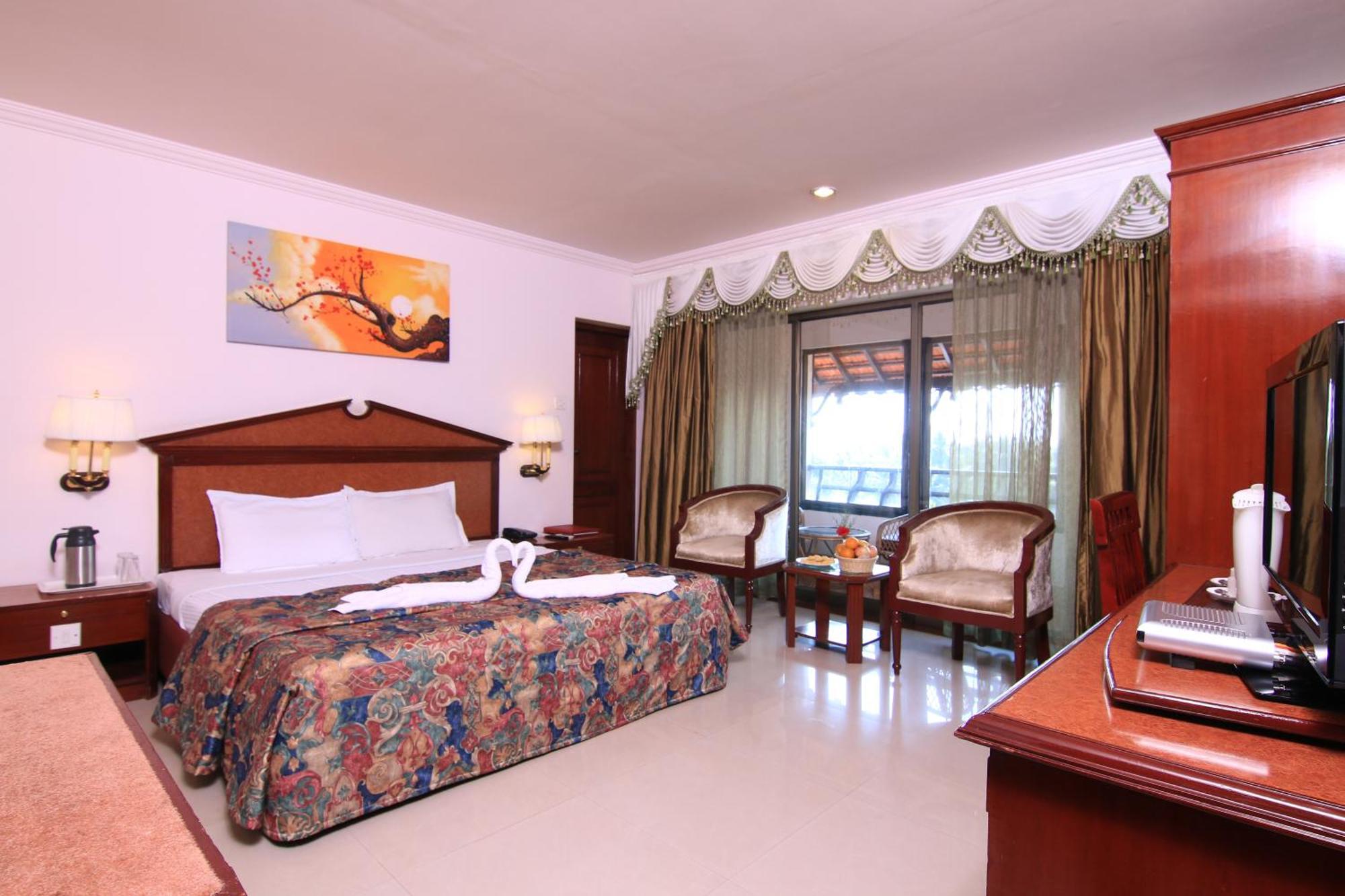 Westway Hotel Kozhikode Exteriör bild
